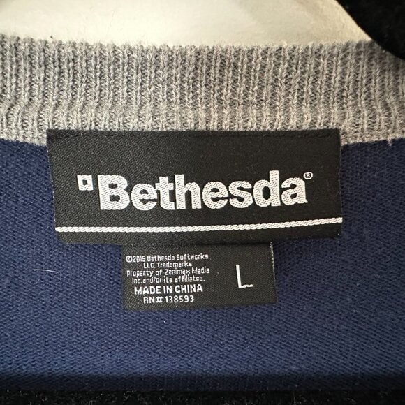 Skyrim College of Winterhold Button V-Neck Cardigan Sweater Large - Picture 5 of 8